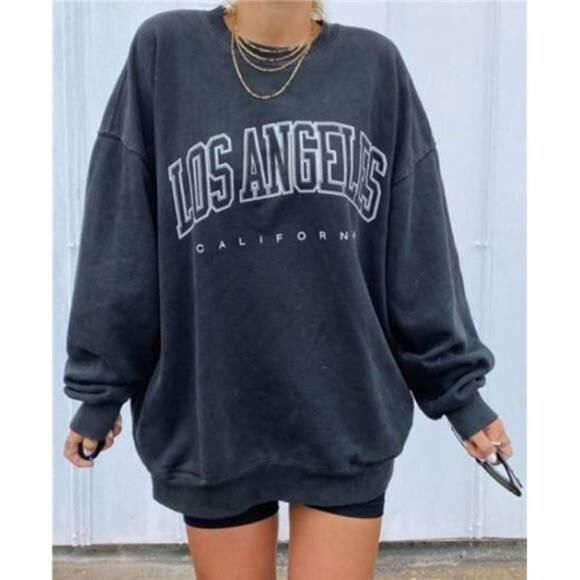 Women’s Oversized Los Angeles Crewneck Sweatshirt - Casual Pullover - Picture 2 of 5